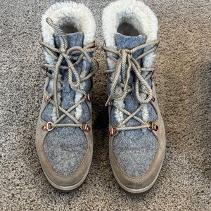 Sorel Sneakchic Alpine holiday boots